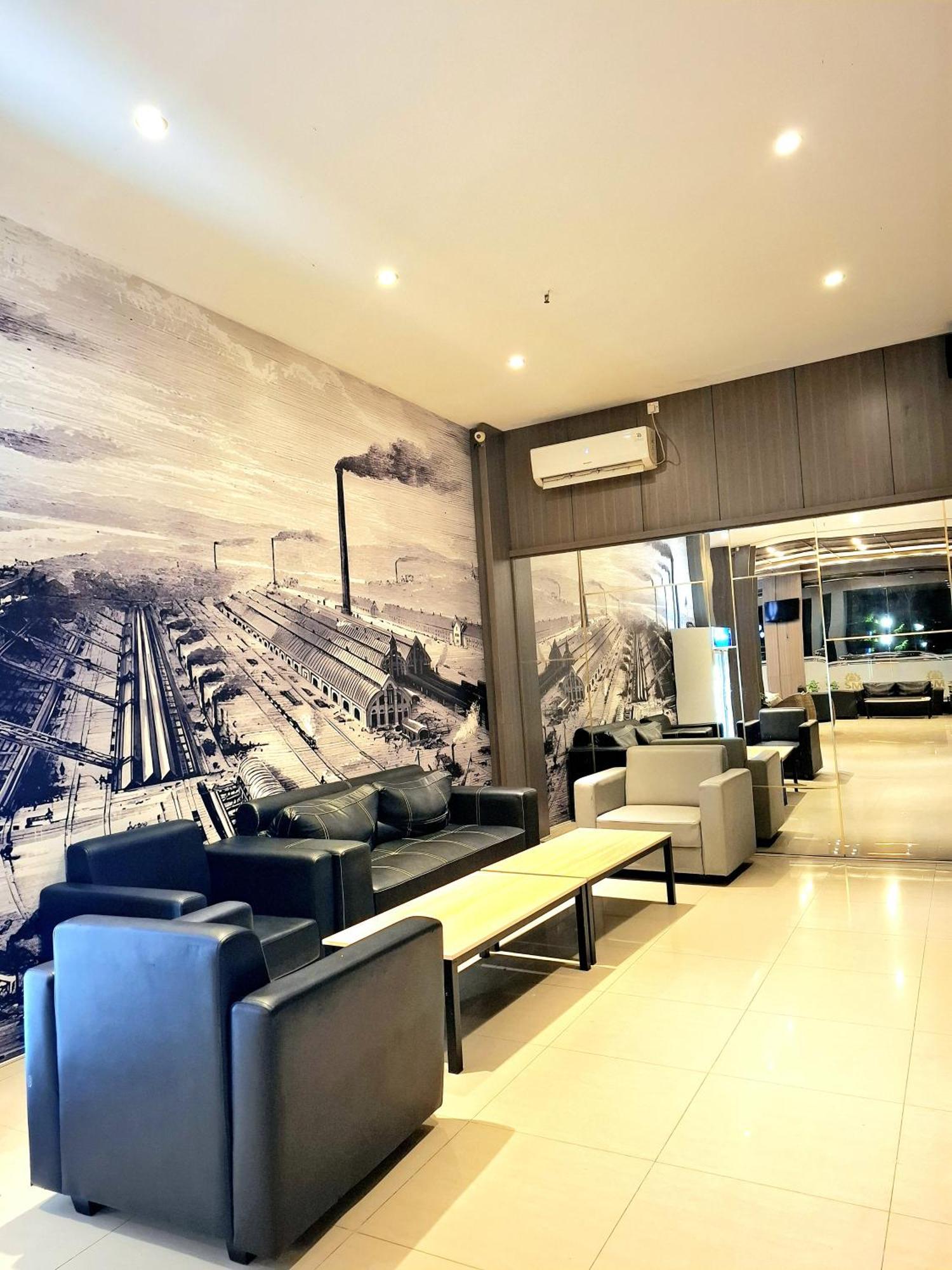 Sm Tower Hotel And Convention Berau Tanjung Redep Bagian luar foto