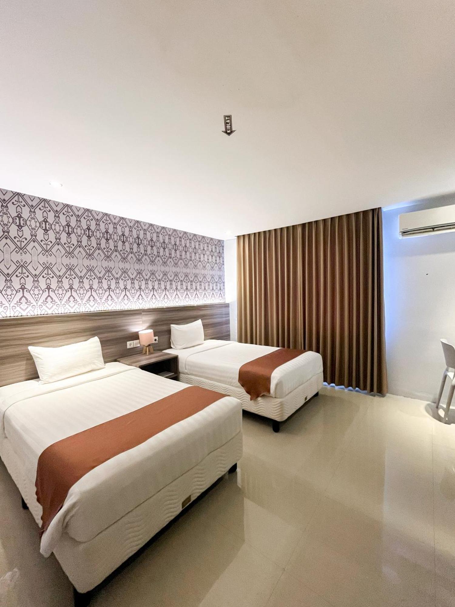 Sm Tower Hotel And Convention Berau Tanjung Redep Bagian luar foto