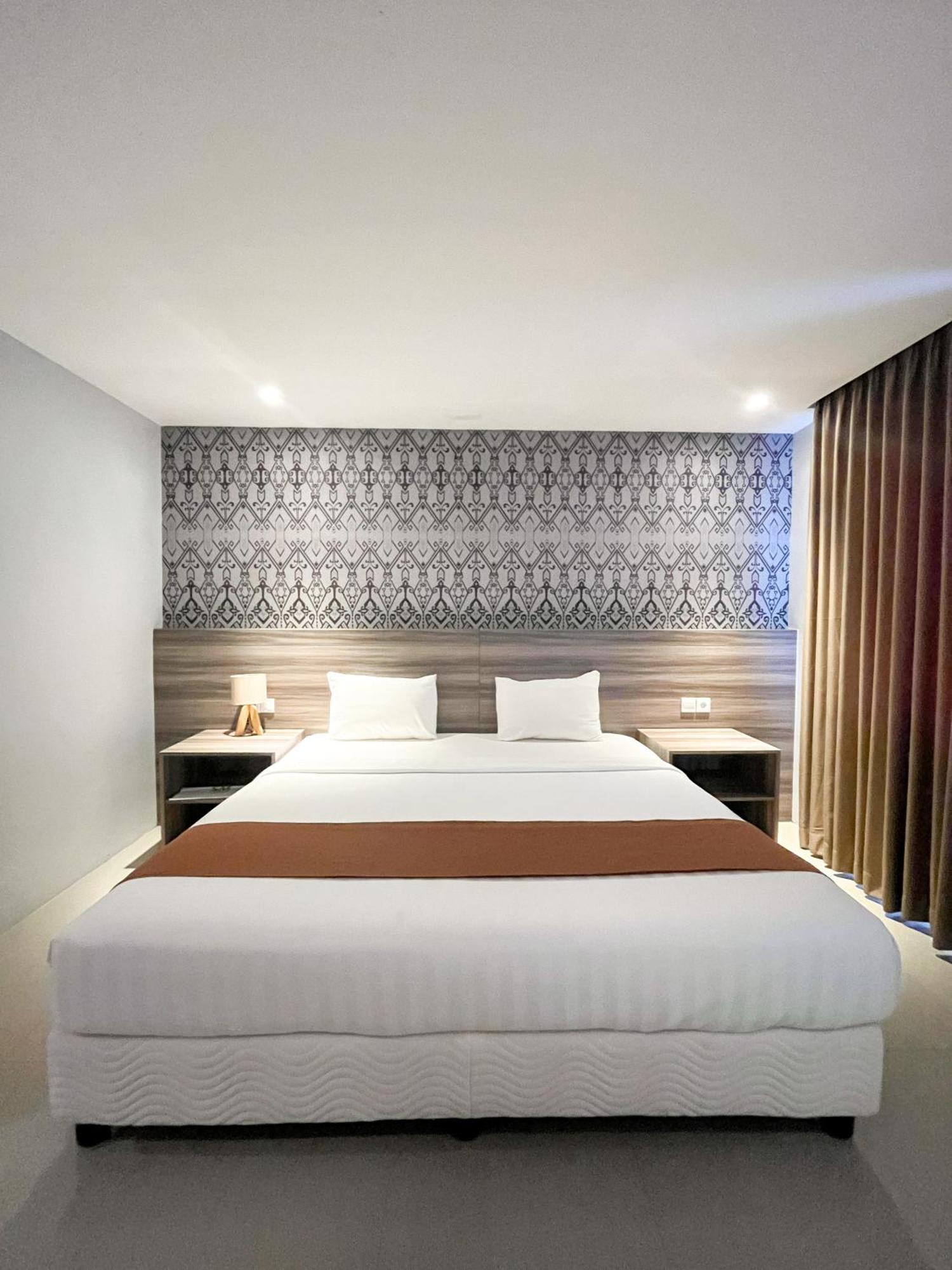 Sm Tower Hotel And Convention Berau Tanjung Redep Bagian luar foto