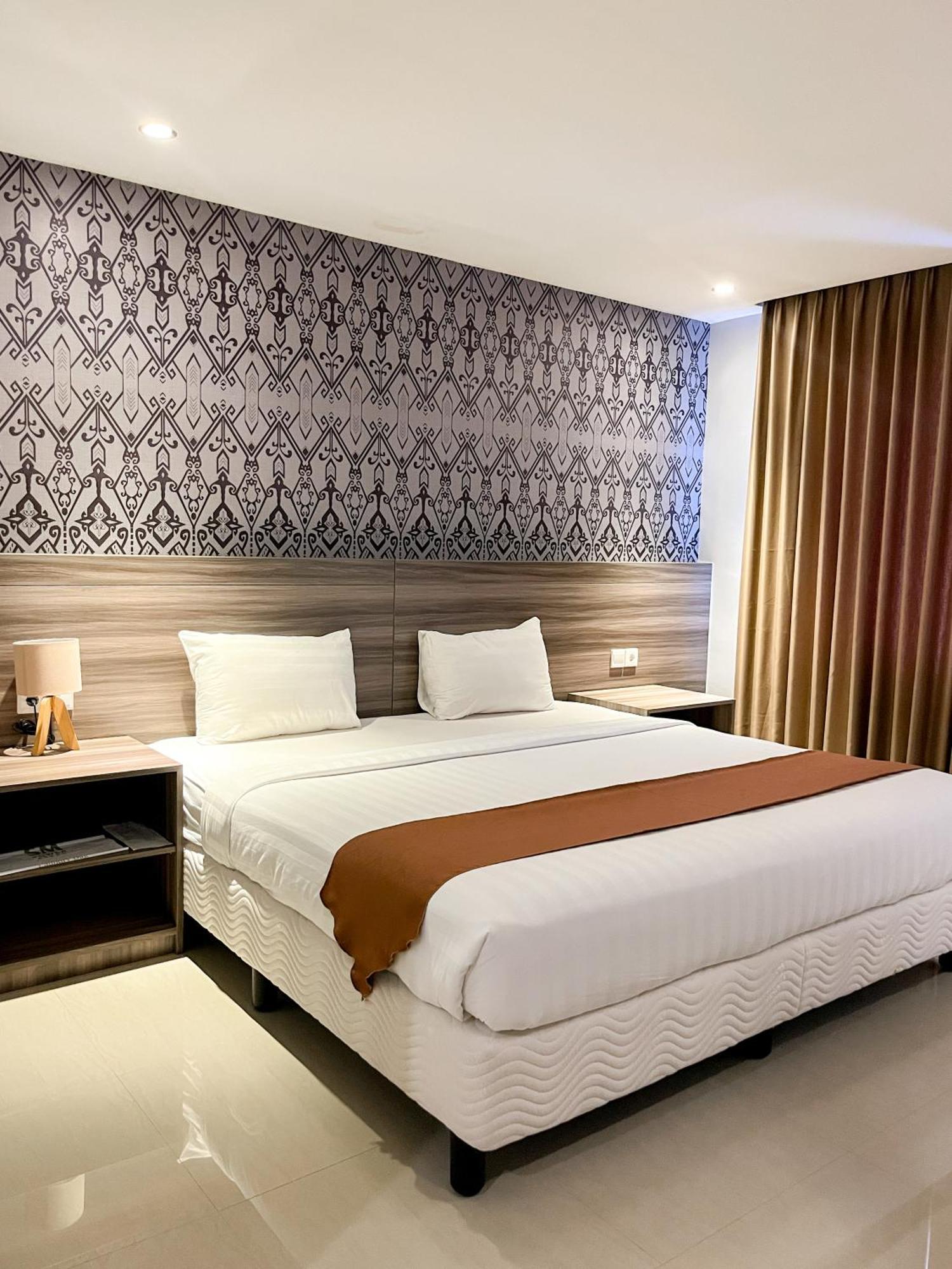 Sm Tower Hotel And Convention Berau Tanjung Redep Bagian luar foto